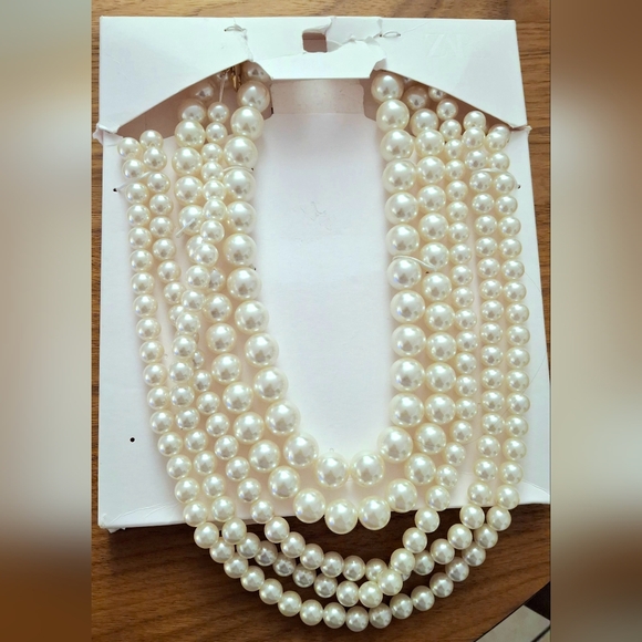 Zara Jewelry - Zara MULTI-STRAND FAUX PEARL NECKLACE